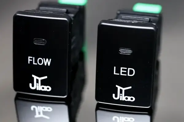 自動車およびオートバイのその他の部品